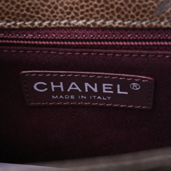 authentic CHANEL Crumpled Grained Calfskin Medium CC Crave Flap Brown - Picture 6 of 9